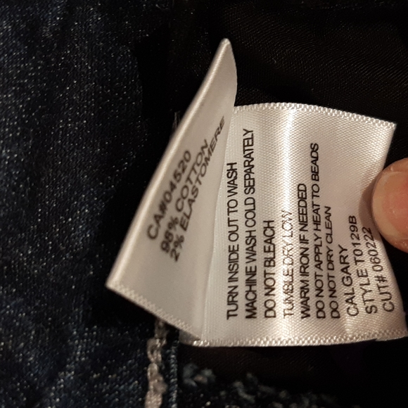 NWOT Women's Tru Luxe Embossed Jeans Size 31/33 12 - Picture 13 of 14